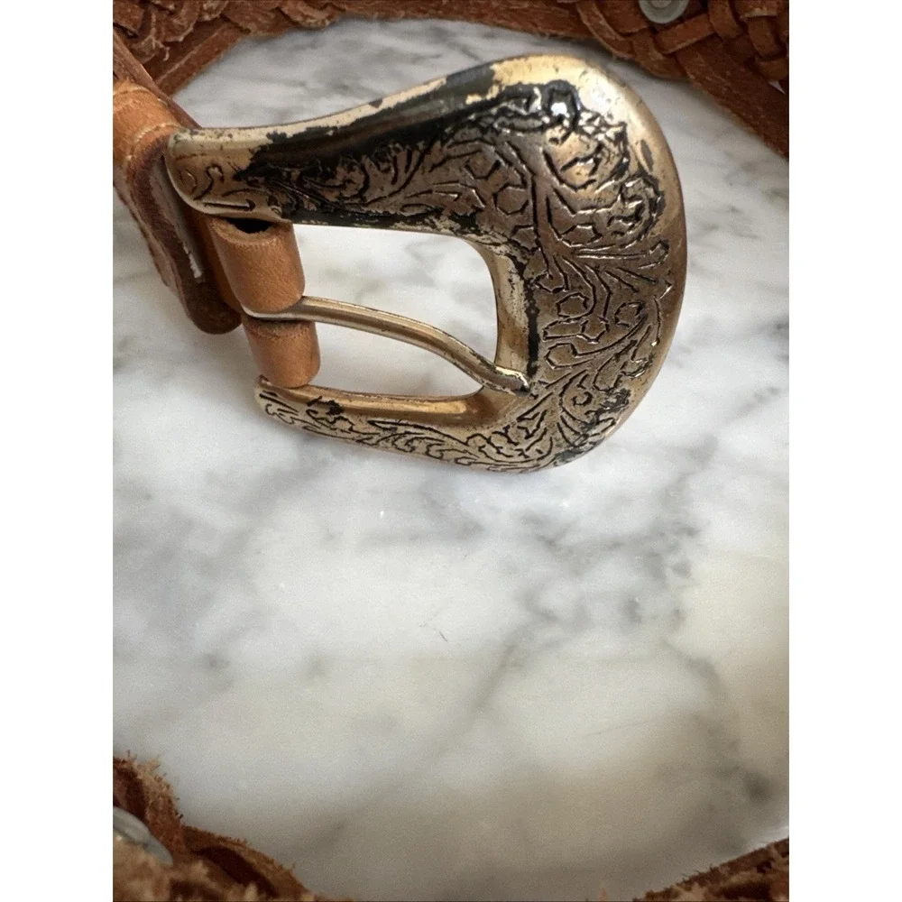 Women's Vintage Western Fossil Brown Leather Silver Concho Belt Size Medium - Picture 2 of 9